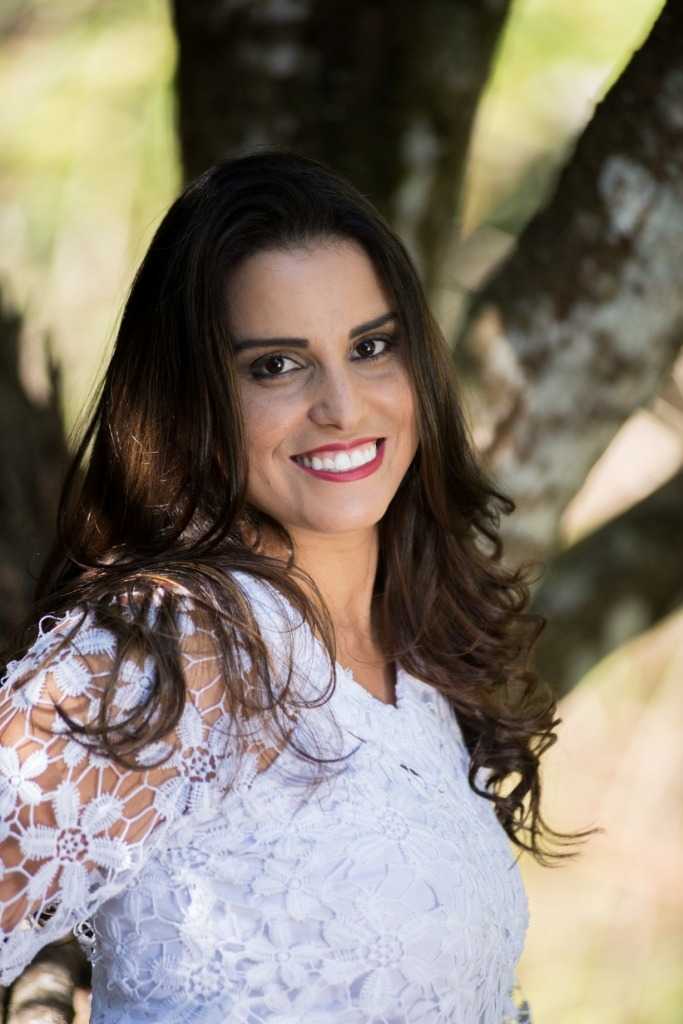 Psicóloga clínica  Psicológa Débora Gomes 